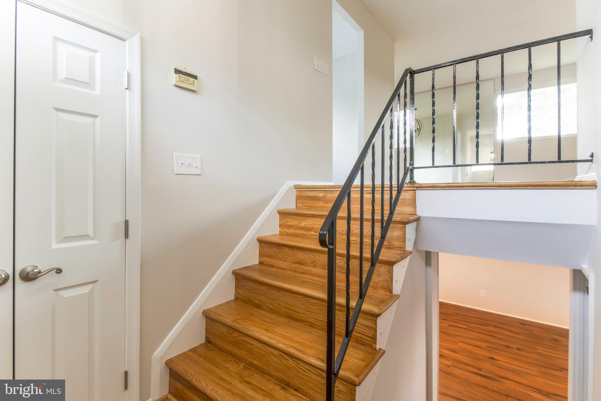 3904 Bryony Road Randallstown, MD 21133 - Photo 3 of 34 Entryway Foyer