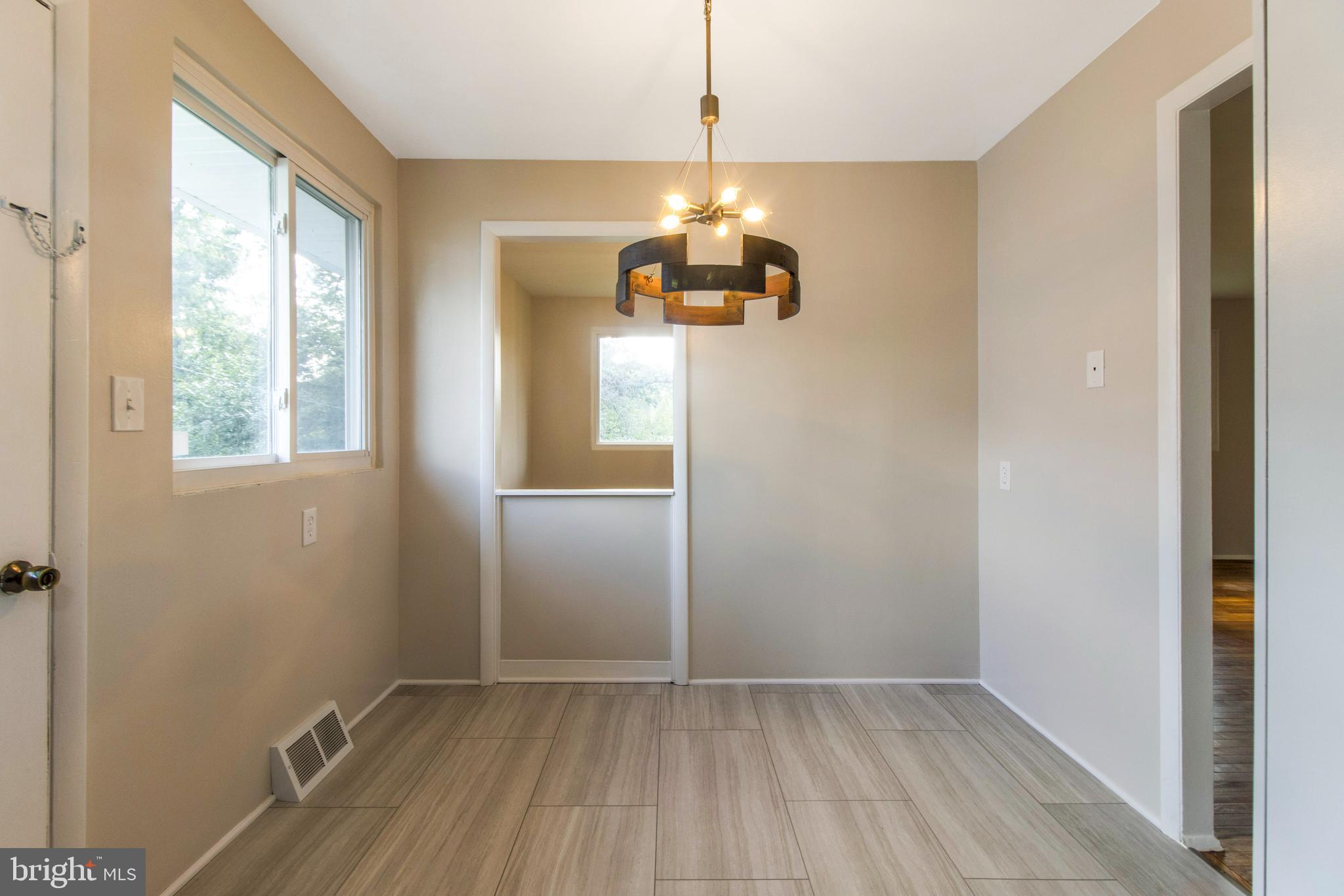 3904 Bryony Road Randallstown, MD 21133 - Photo 10 of 34 Gallery Image 10
