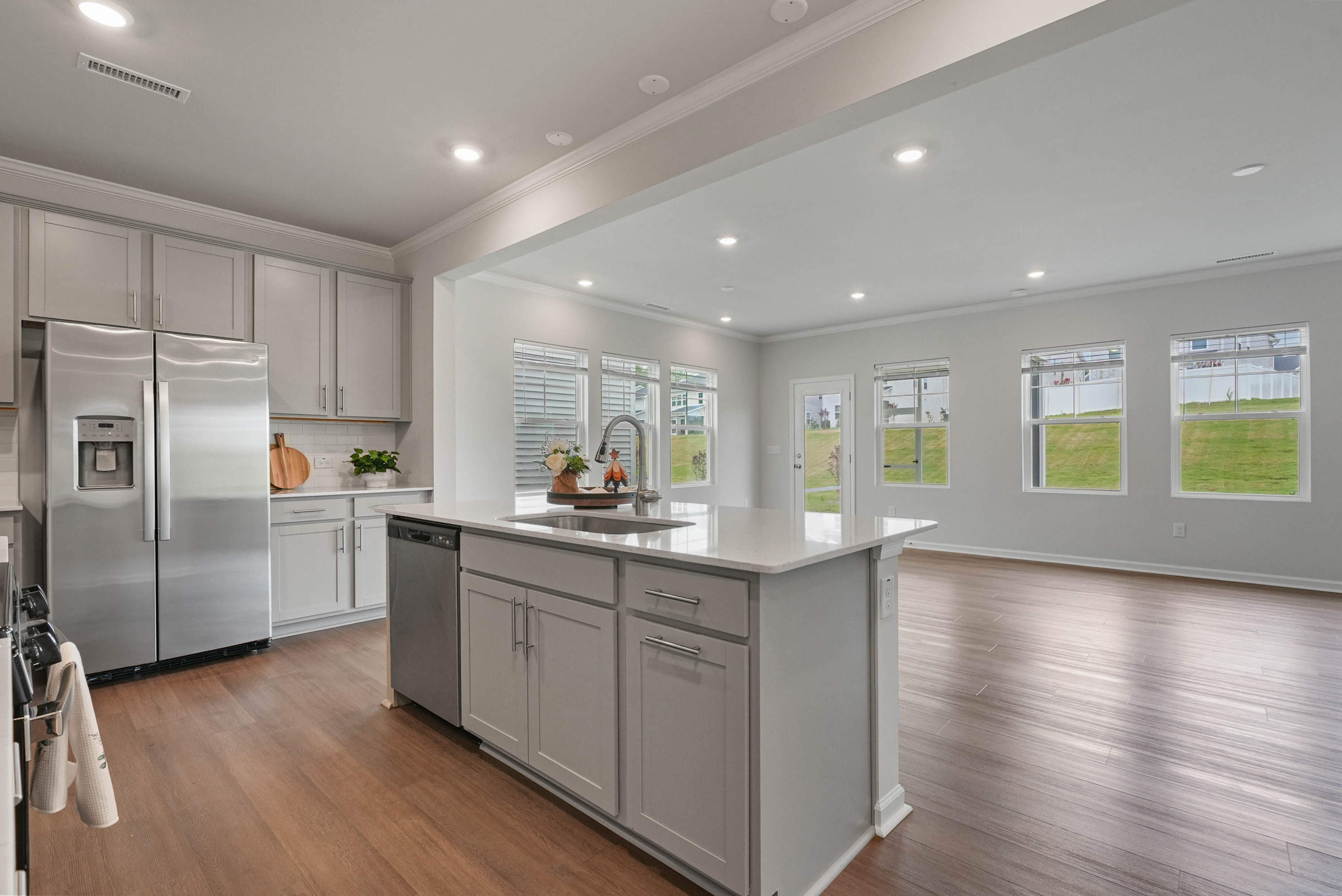 261 Eden View Bend Raleigh, NC 27610 - Photo 9 of 44 done261edenview-10.jpg