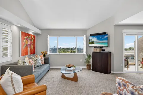 $1,629,000 | 957 Hygeia Avenue, Encinitas, CA 92024