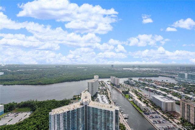 $5,750,000 | 15701 Collins Avenue, Unit 4205, Sunny Isles Beach, FL 33160