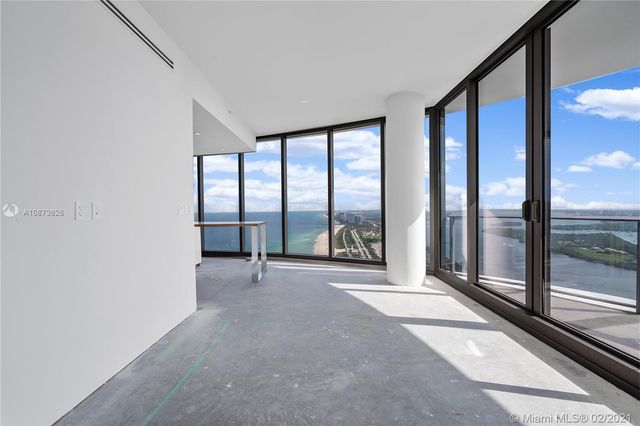 $5,750,000 | 15701 Collins Avenue, Unit 4205, Sunny Isles Beach, FL 33160
