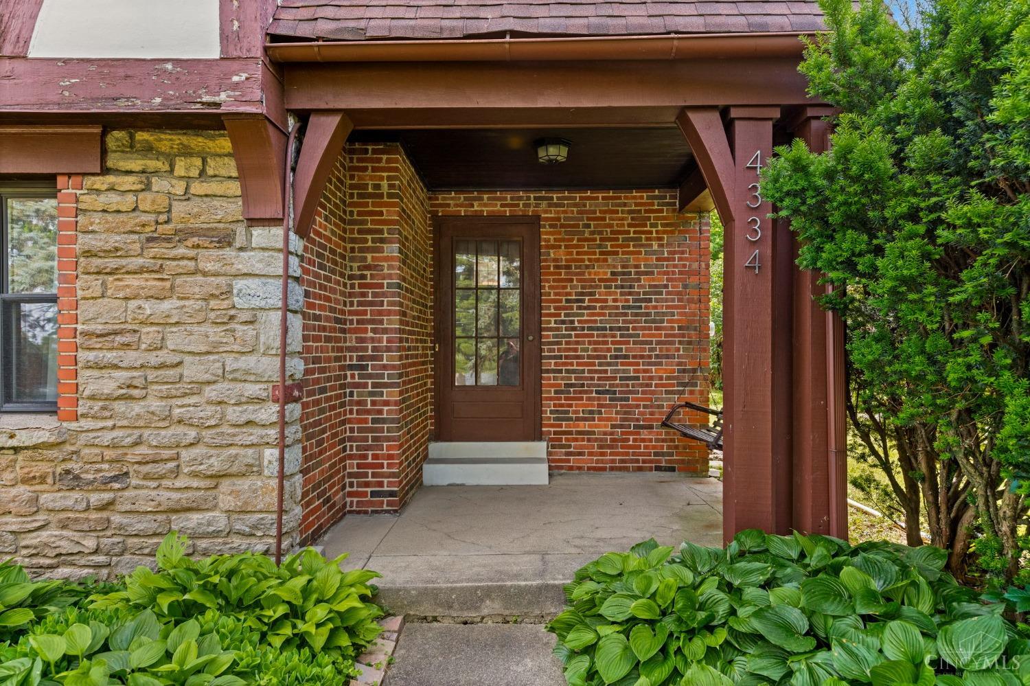 4334 North Bend Road Cincinnati, OH 45211 - Photo 6 of 55 Gallery Image 6