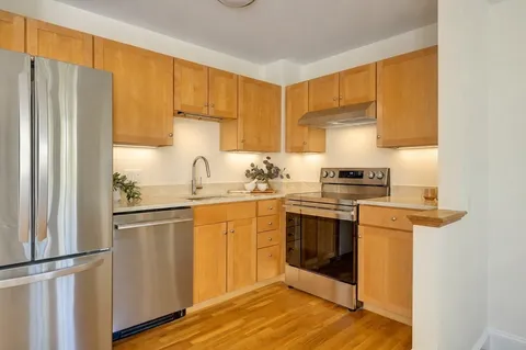 $945,000 | 411 Norfolk Street, Unit 2A, Somerville, MA 02143