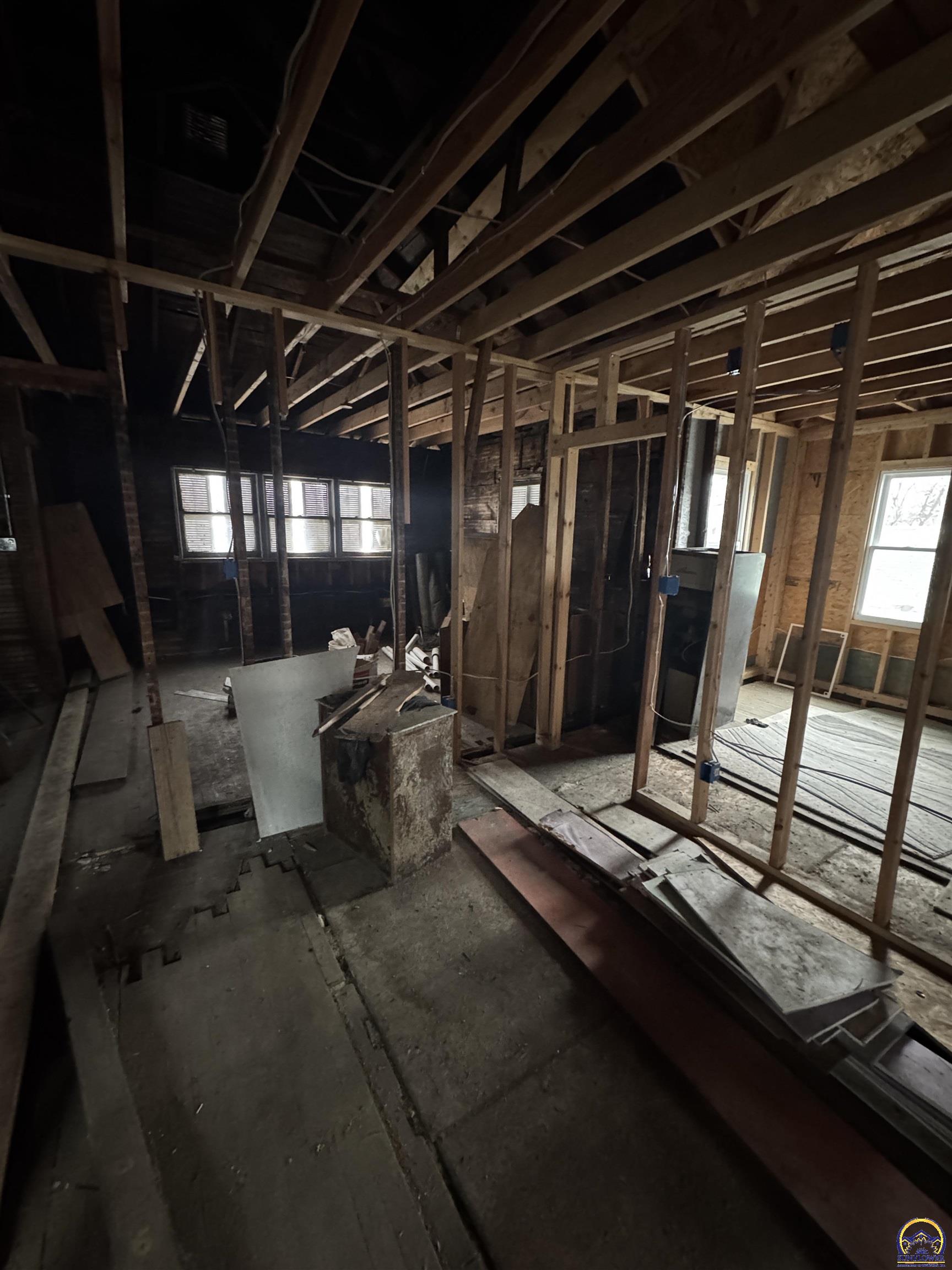 1111 Southwest Lincoln Street Topeka, KS 66604 - Photo 9 of 9