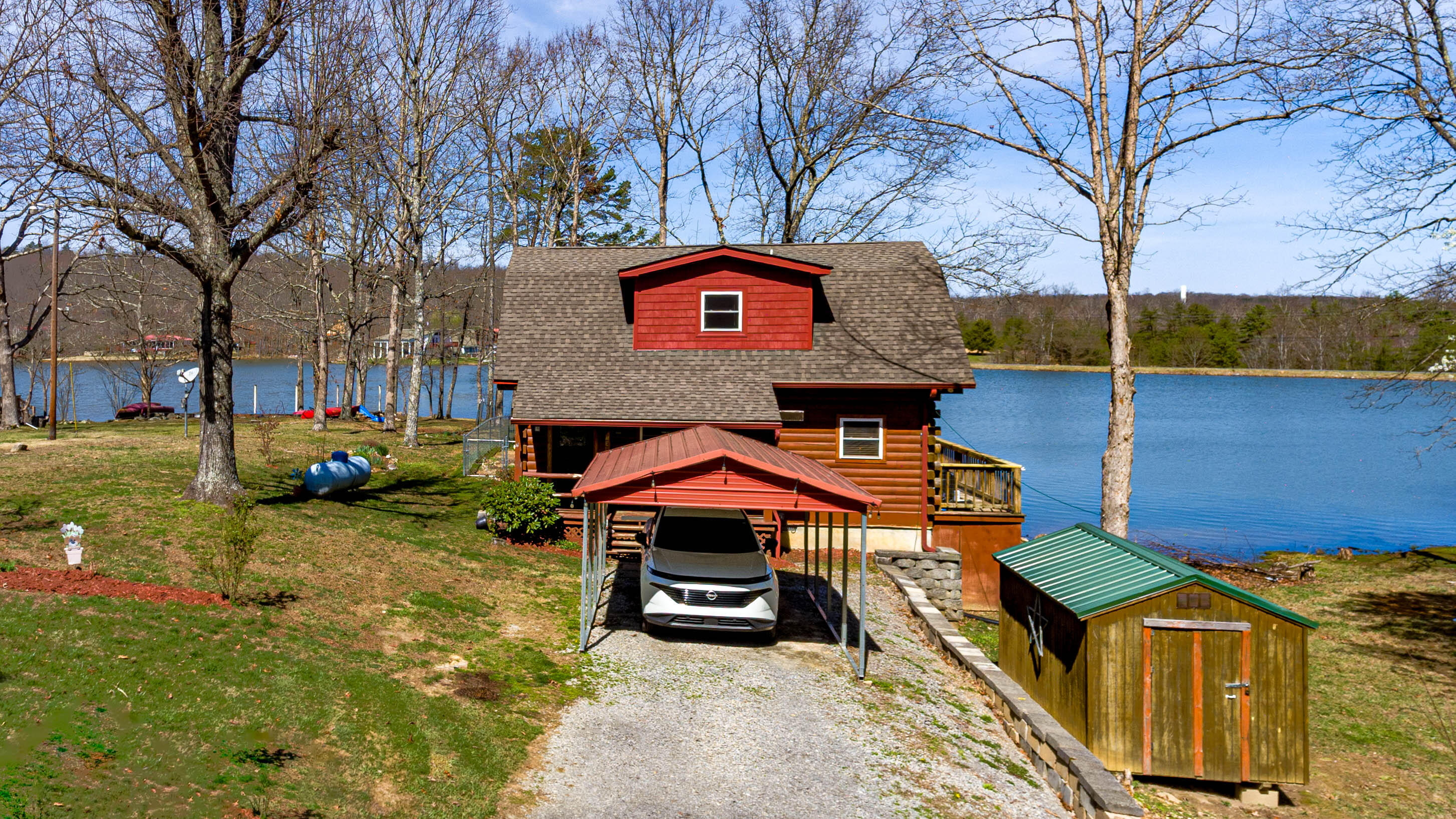 144 Fawn Circle Dunlap, TN 37327 - Photo 2 of 38 Easy-access covered parking