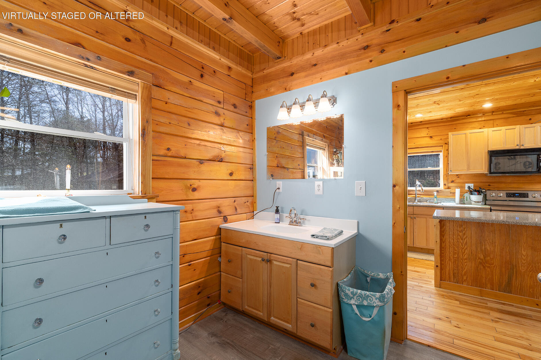 144 Fawn Circle Dunlap, TN 37327 - Photo 21 of 38 Stylish bath with vinyl plank flooring
