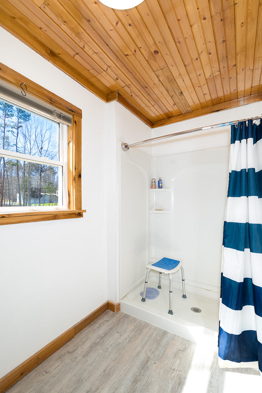 144 Fawn Circle Dunlap, TN 37327 - Photo 24 of 38 Walk-in shower and modern finishes