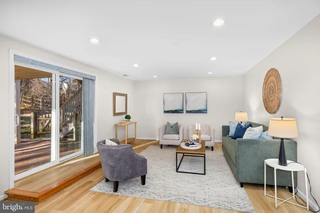 $1,298,750 | 1446 Laurel Hill Road, Vienna, VA 22182