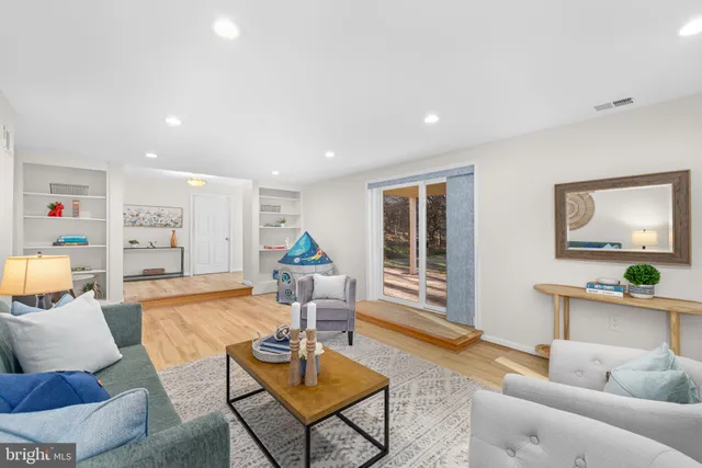 $1,298,750 | 1446 Laurel Hill Road, Vienna, VA 22182