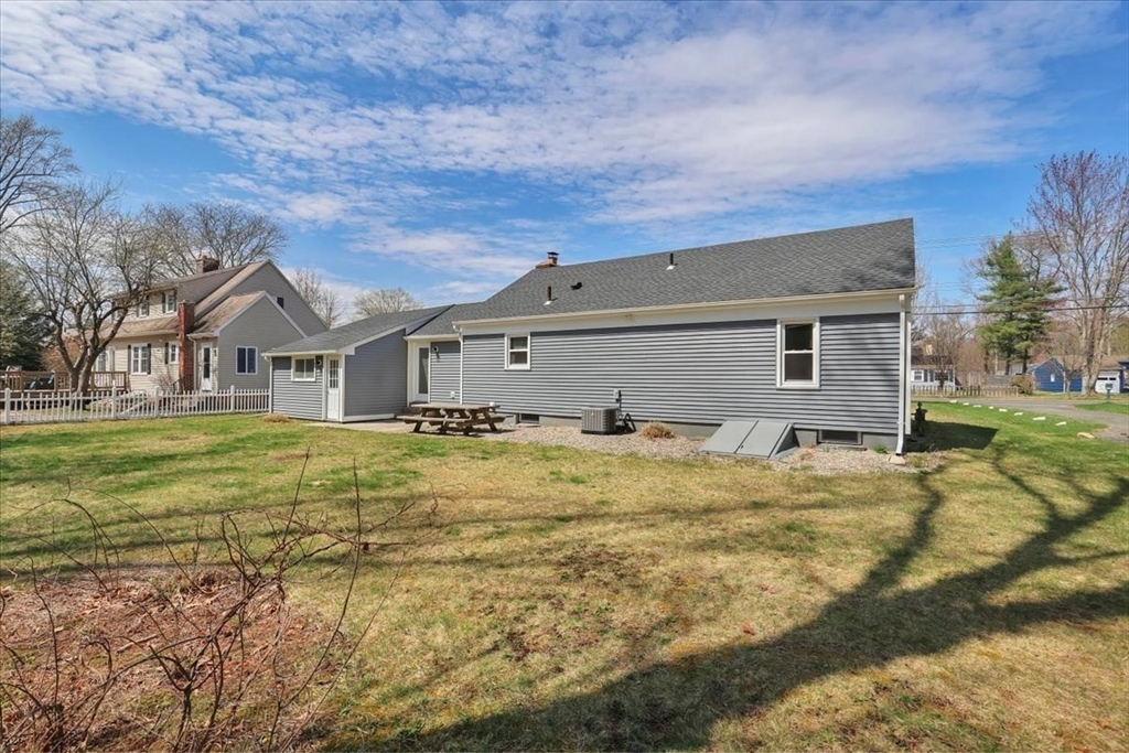 2401 Wilbraham Road Springfield, MA 01129 - Photo 32 of 33
