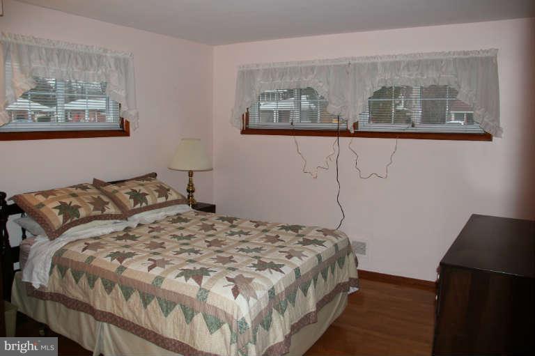 4227 Darleigh Road Baltimore, MD 21236 - Photo 14 of 14 Bedroom