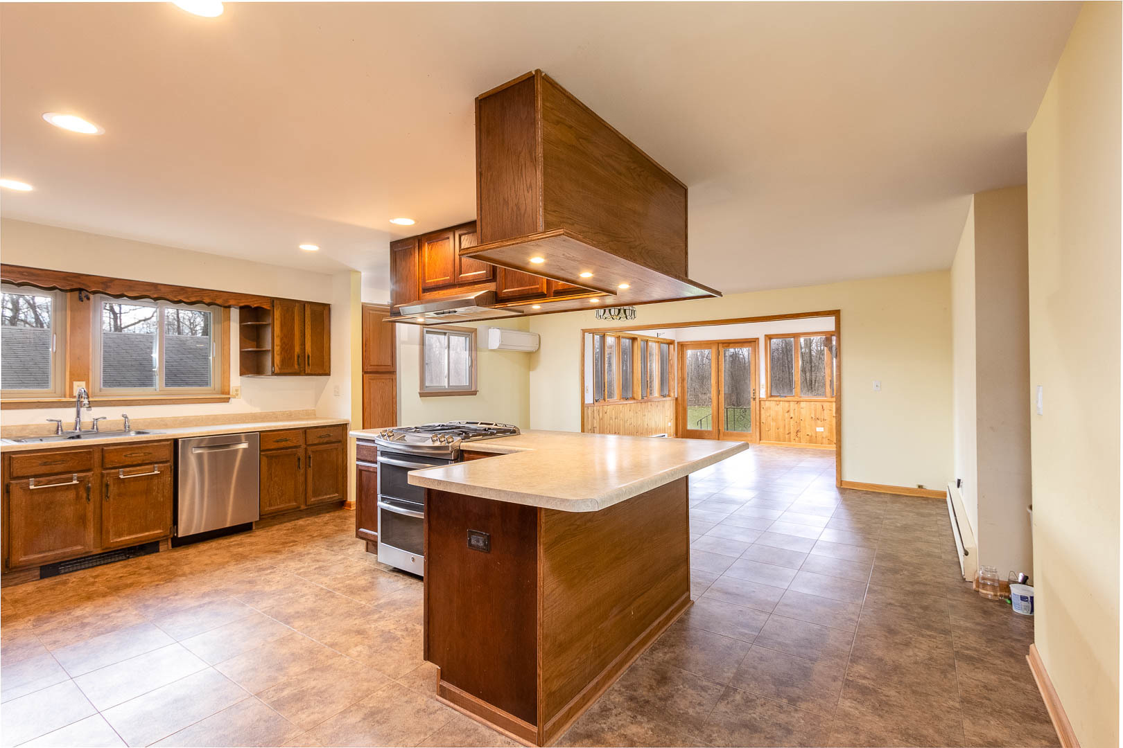 3715 Lindwall Road Harvard, IL 60033 - Photo 8 of 22