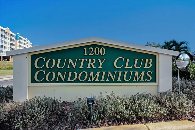 $349,000 | 1200 Country Club Drive, Unit 2205, Largo, FL 33771