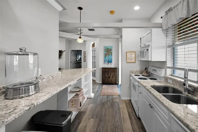 $349,000 | 1200 Country Club Drive, Unit 2205, Largo, FL 33771