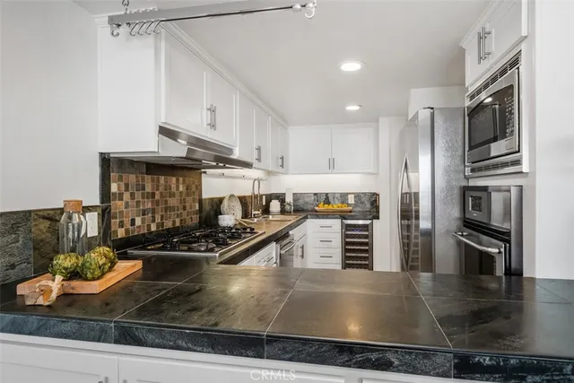 $1,595,000 | 21777 Ocean Vista Drive, Unit 28, Laguna Beach, CA 92651