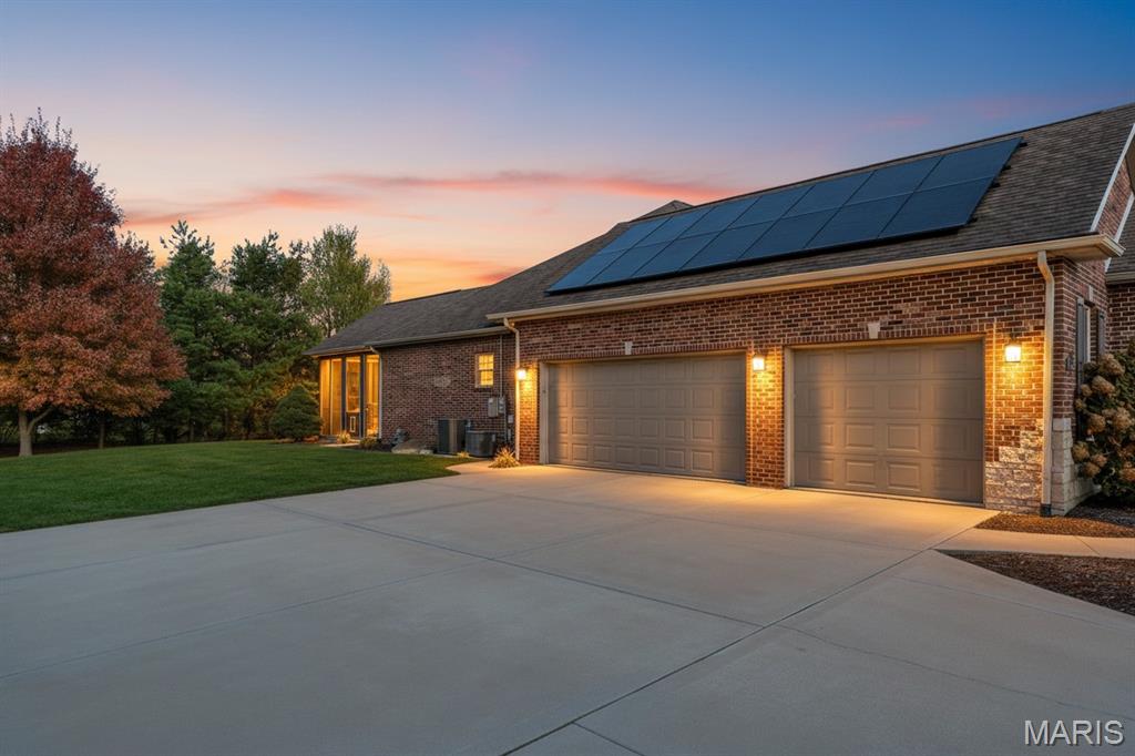 166 Berringer Drive O'Fallon, IL 62269 - Photo 3 of 53