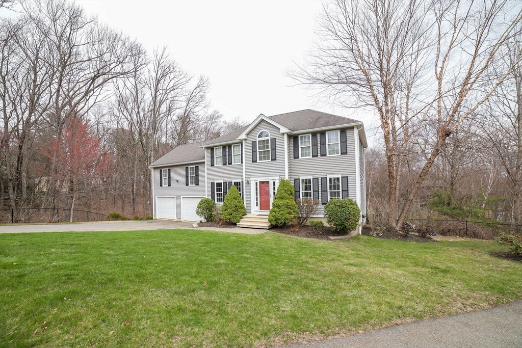 8 Grist Mill Circle Shrewsbury, MA 01545 - Photo 2 of 40