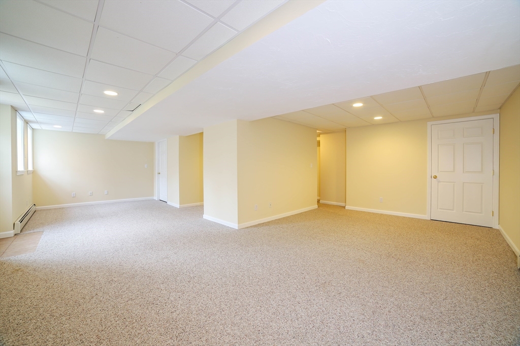 8 Grist Mill Circle Shrewsbury, MA 01545 - Photo 32 of 40