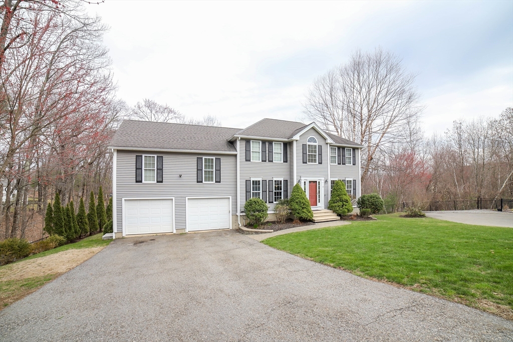 8 Grist Mill Circle Shrewsbury, MA 01545 - Photo 4 of 40