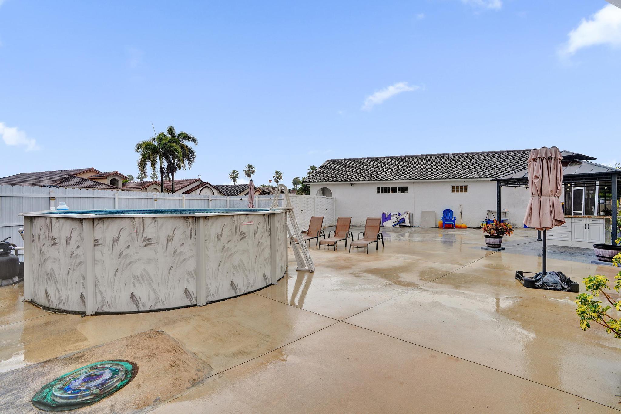 7635 Northwest 168th Terrace Hialeah, FL 33015 - Photo 19 of 41 DSC07739