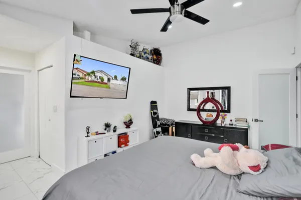 $649,990 | 7635 Northwest 168th Terrace, Hialeah, FL 33015