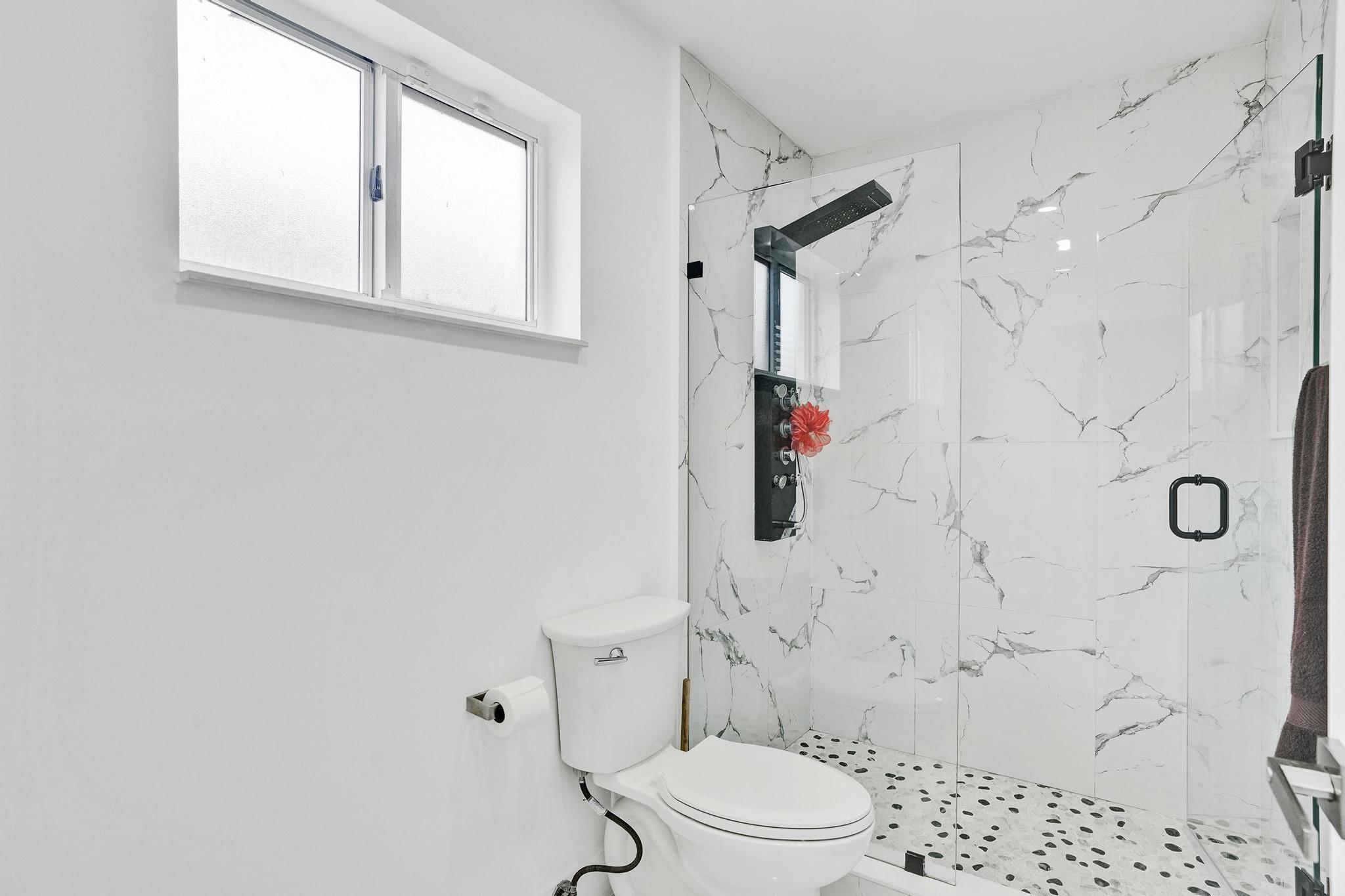 7635 Northwest 168th Terrace Hialeah, FL 33015 - Photo 28 of 41 DSC07775