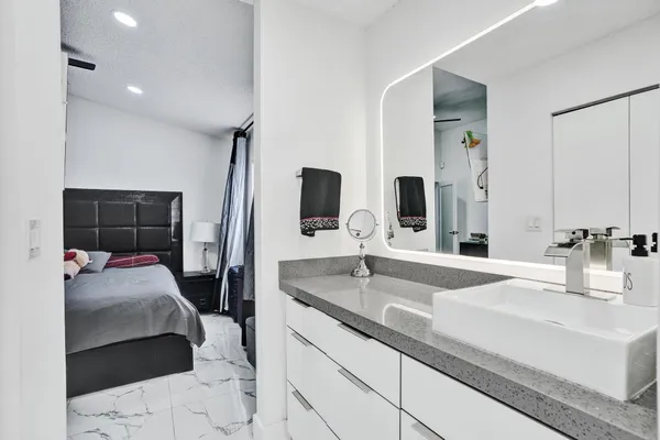 $649,990 | 7635 Northwest 168th Terrace, Hialeah, FL 33015