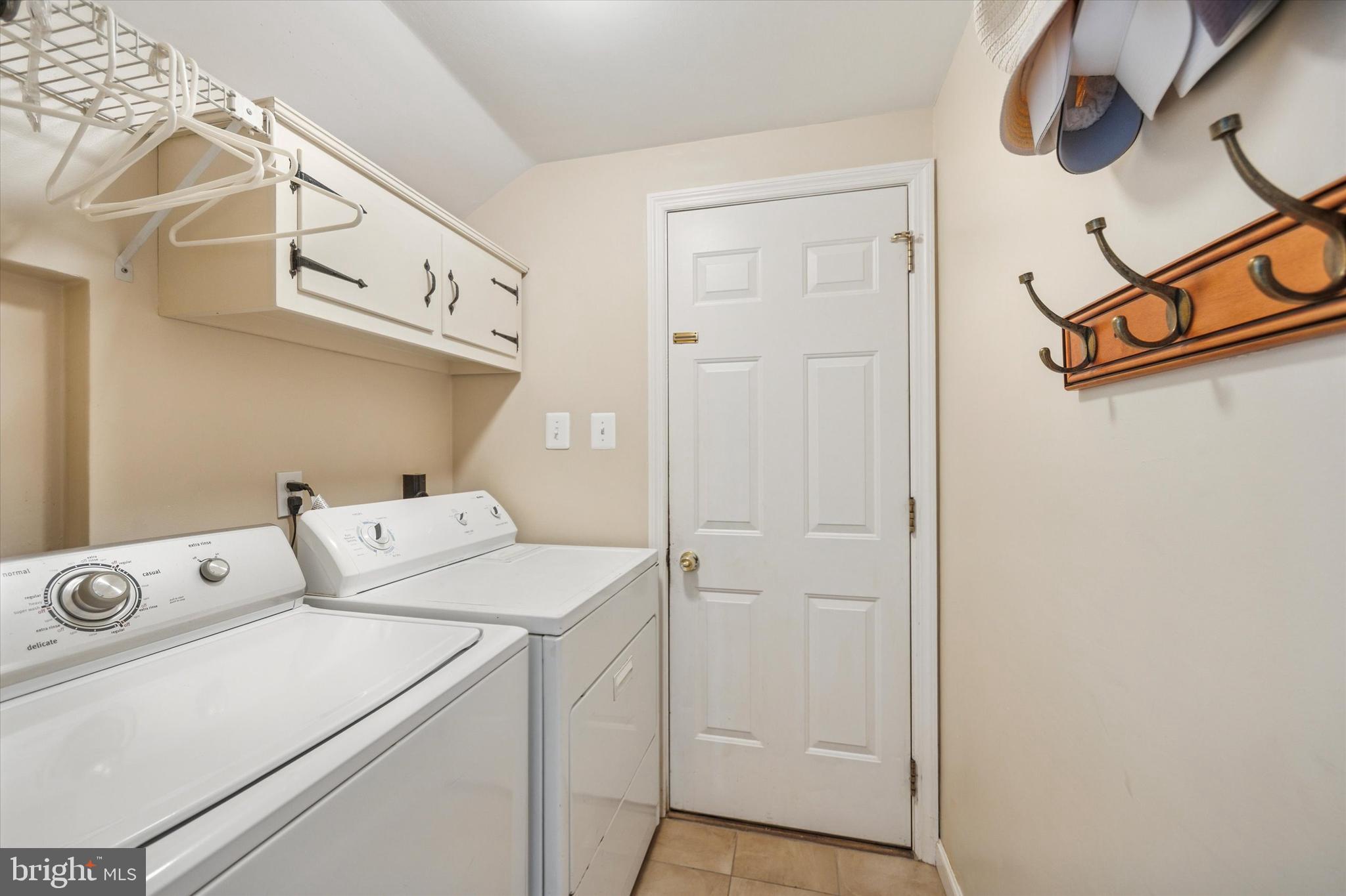 111 Wayside Drive Cherry Hill, NJ 08034 - Photo 12 of 28 a utility room with dryer and washer