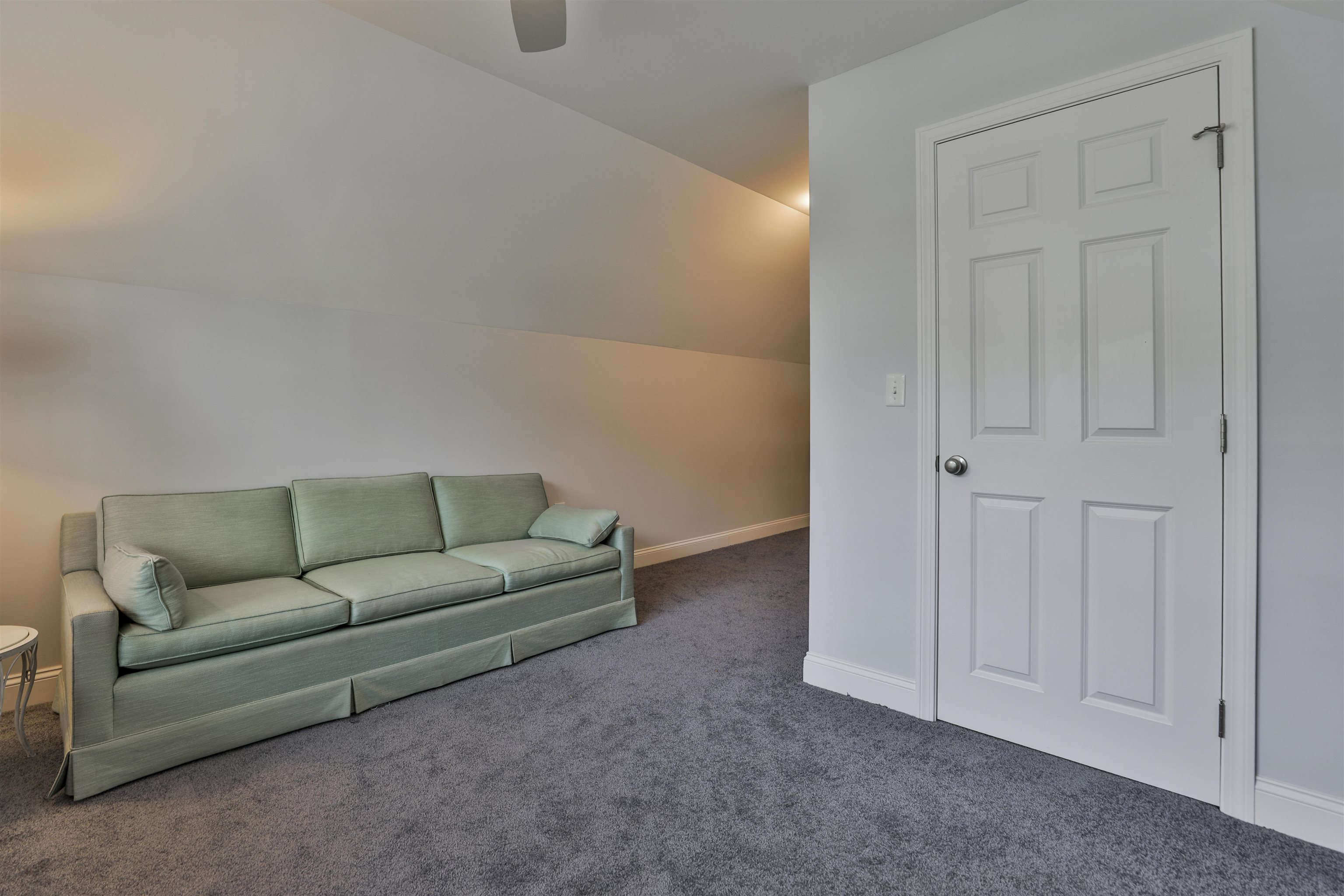 8 Cedar Way, Unit B Goffstown, NH 03045 - Photo 25 of 35