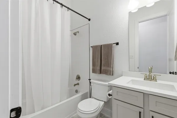 $2,750 | 14328 Grassley Trail Manor, Manor, TX 78653