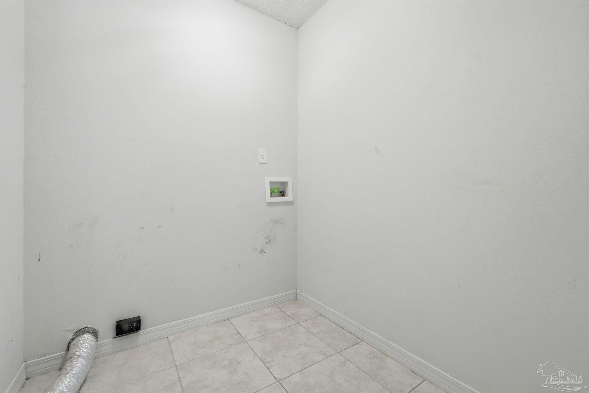 5467 North Shore Road Pensacola, FL 32507 - Photo 28 of 60