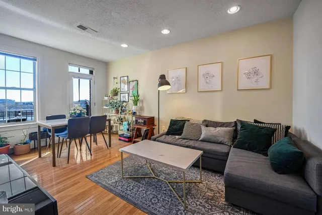 $399,900 | 1401 Columbia Road Northwest, Unit 414, Washington, DC 20009
