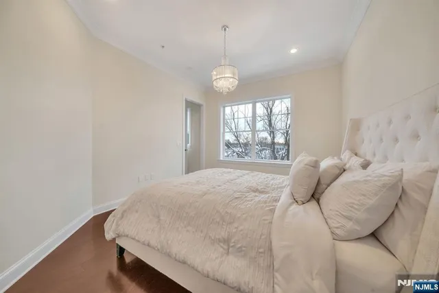 $6,500 | 3312 The Plaza, Tenafly, NJ 07670