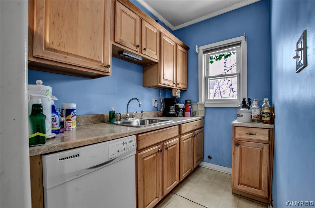 40 Putnam Street Buffalo, NY 14213 - Photo 11 of 31