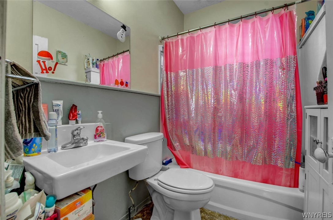 40 Putnam Street Buffalo, NY 14213 - Photo 29 of 31