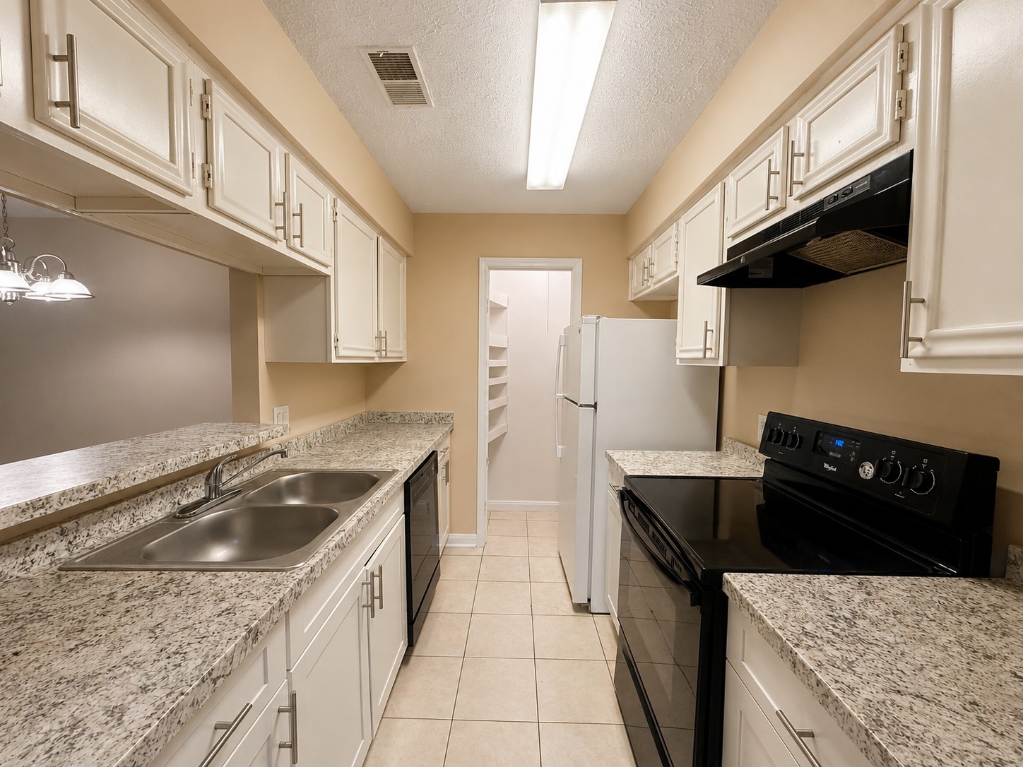 615 Cole Street Webster, TX 77598 - Photo 7 of 20