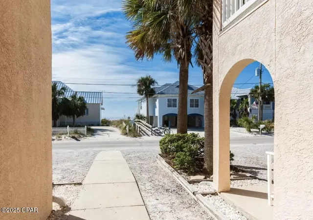 $259,000 | 5301 Thomas Drive, Unit 32, Panama City Beach, FL 32408