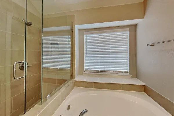 $2,300 | 2601 Crestwood Drive, Burleson, TX 76028