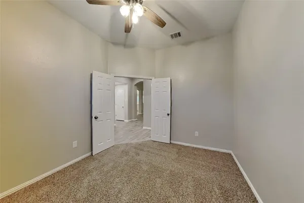 $2,300 | 2601 Crestwood Drive, Burleson, TX 76028