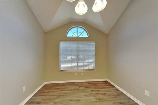 $2,300 | 2601 Crestwood Drive, Burleson, TX 76028