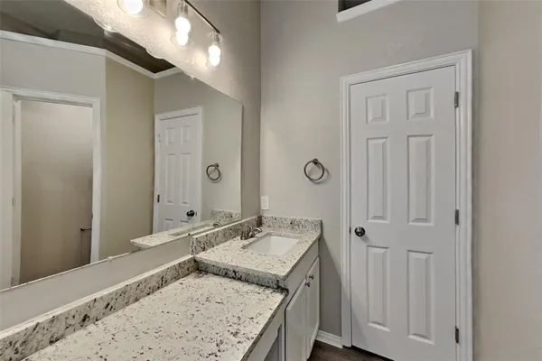 $2,300 | 2601 Crestwood Drive, Burleson, TX 76028