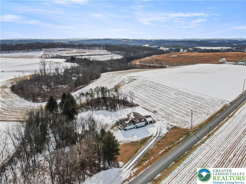 438 Nursery Road Kempton, PA 19529 - Photo 36 of 38 a view of a city