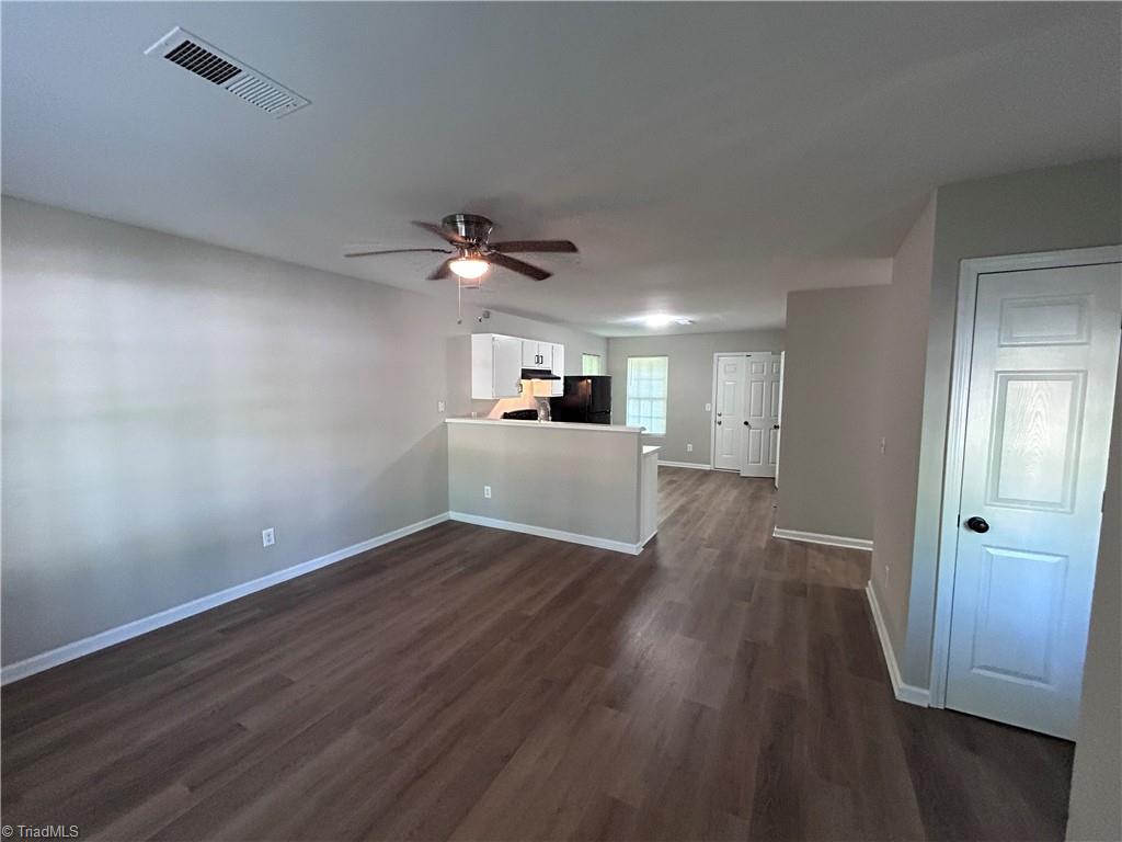 2318 Purdy Avenue High Point, NC 27260 - Photo 3 of 20