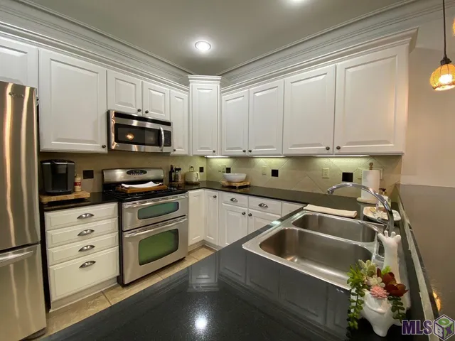 $284,000 | 14155 Highway 73, Unit 20, Prairieville, LA 70769