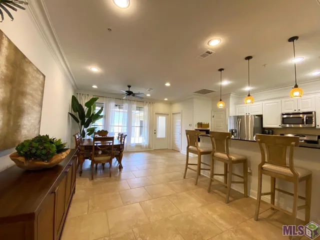 $284,000 | 14155 Highway 73, Unit 20, Prairieville, LA 70769