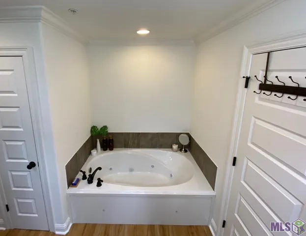 $284,000 | 14155 Highway 73, Unit 20, Prairieville, LA 70769