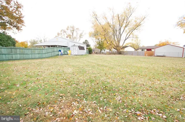 $330,000 | 8 Vicar Lane, New Castle, DE 19720