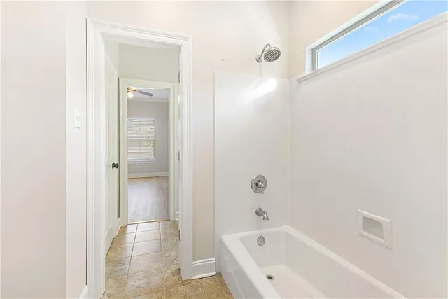 $2,100 | 42351 Broad Walk Avenue, Unit B, Hammond, LA 70403