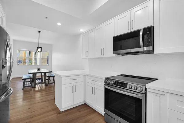 $550,000 | 2318 Vintage Drive, Unit 2318, Lighthouse Point, FL 33064